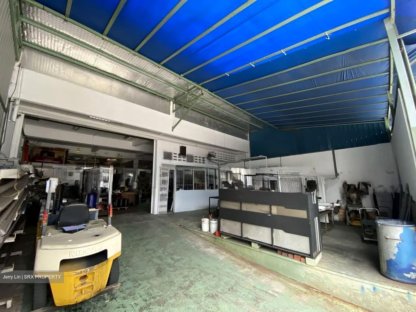 Senang Crescent (D14), Factory #584854511